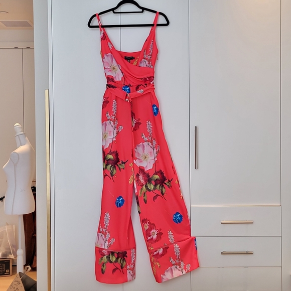 🖤TED BAKER BERRY SUNDAE WRAP JUMPSUIT (RED) - Picture 3 of 5